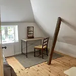 Idyllisk, Historisk Ved Fjorden I *