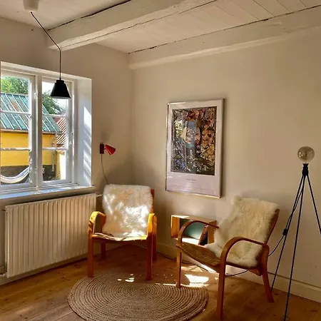 Casa vacanze Idyllisk, Historisk Ved Fjorden I Mariager