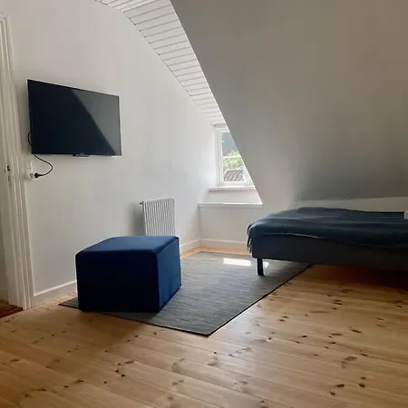 Casa vacanze Idyllisk, Historisk Ved Fjorden I Mariager